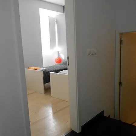 Triplex - Com W.c. Privado 3*