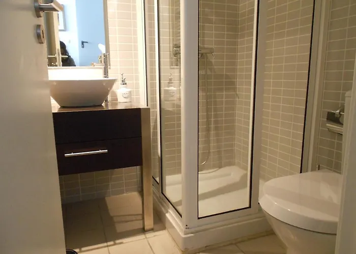 住宿加早餐酒店 Triplex - Com W.c. Privado 3*