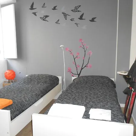 Triplex - Com W.c. Privado Frühstückspension